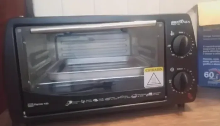 Forno Elétrico 10L 6 em 1 Britânia