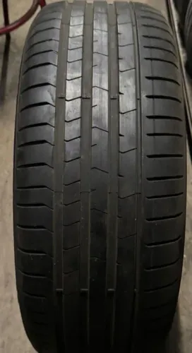 Pneu 245/40R19 98Y PZ4 Pirelli P ZERO Run Flat