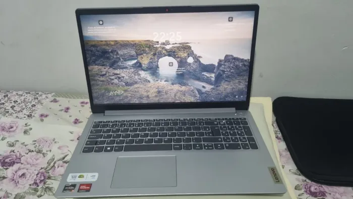 Notebook Lenovo Idealpad 1 Ryzen 5 7520U