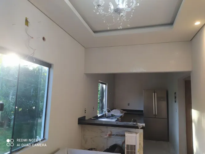 Trabalho com pintura, parte elétrica em geral trabalho com 