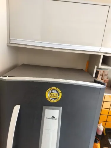 Vendo Geladeira Continental Duplex 220v