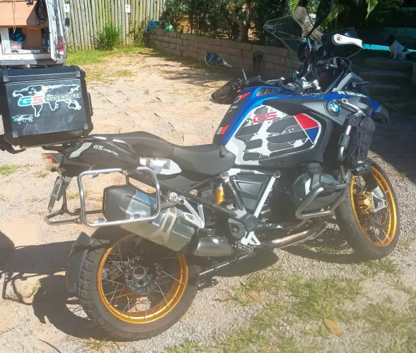 BMW 1250 GSA HP 2020 top para estrada, completa e sem detalhes!