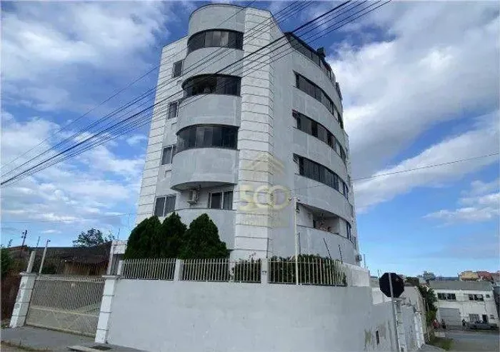 Cobertura com 3 dormitórios à venda, 137 m² por R$ 651.900,00 - Barreiros - São José/SC