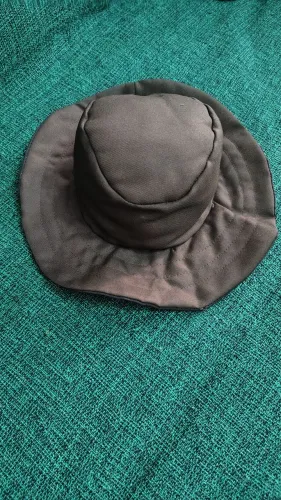 Chapéu de tecido pelúcia para decoração 