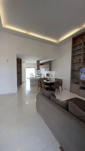 Casa, Condomínio Encontro das Águas, 130m. 3 quartos, sendo 01 suíte