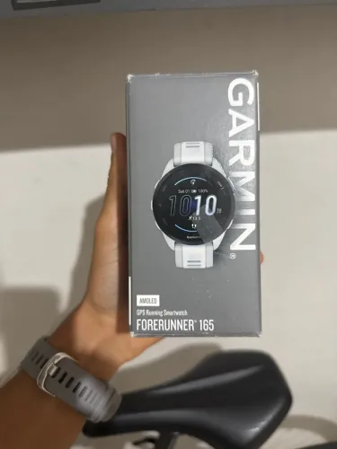 Garmin Forerunner 165 AMOLED - Novo!
