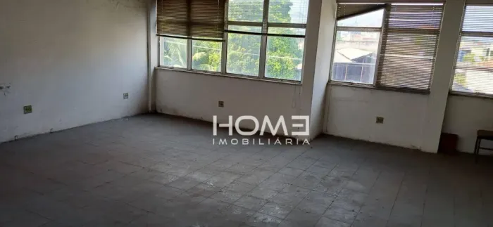 Galpão à venda, 850 m² por R$ 900.000,00 - Jacaré - Rio de Janeiro/RJ