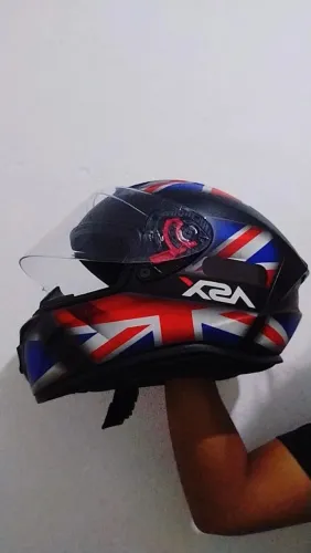 Capacete novo zero