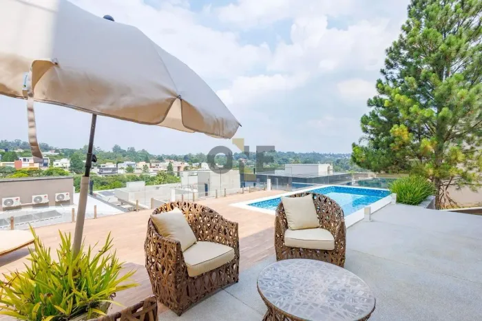 Casa com 3 dormitórios, 3 suítes à venda - Granja Viana - Carapicuíba/SP