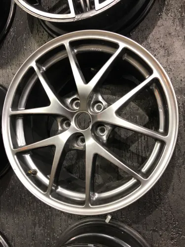 Roda aro 18 Forjada peça única Subaru WRX c/detalhe