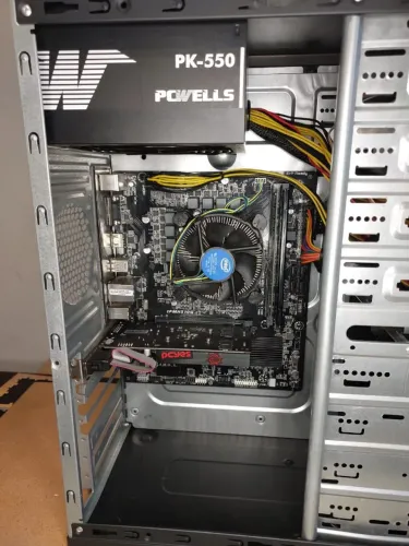 Computador i3 10100F