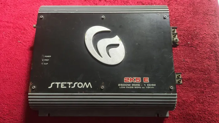 *Defeito* Módulo de Som automotivo Bruto Stetsom 2500 RMS - 1 Ohm