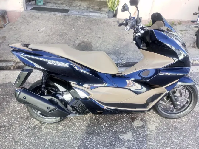 PCX zero a venda