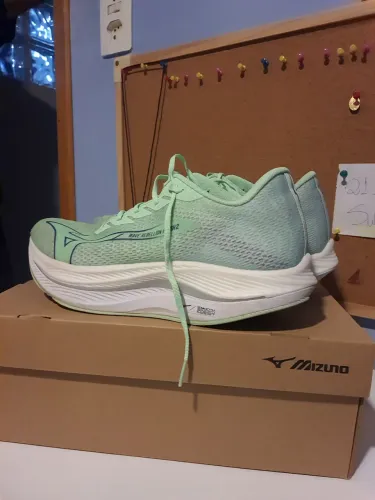 Mizuno Wave Rebellion Flash 2 N44 35km rodados 