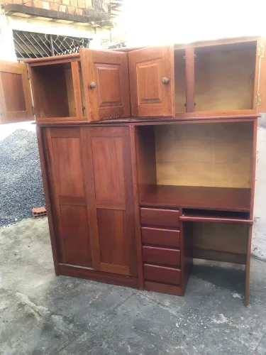 Guarda roupa de casal madeira angelim pedra semi novo pra vim buscar aqui em prazeres