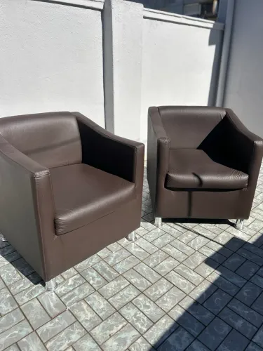 Poltrona para recepção/escritório (leia a descrição)