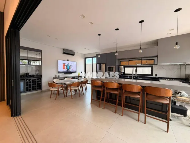 Casa com 3 quartos à venda, 254 m² por R$ 2.800.000 - Residencial Lago Sul - Bauru/SP.