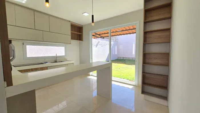 Casa à venda no bairro Novo Mundo em Uberlândia