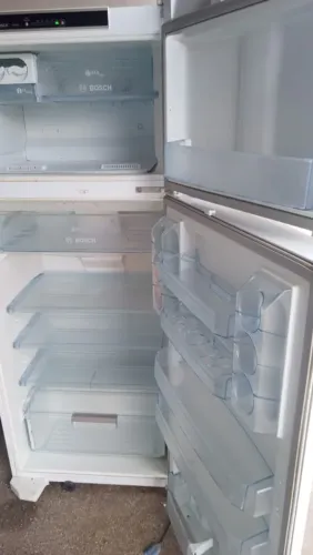Geladeira Bosch frost free semi nova