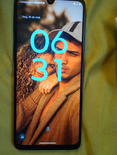 Troco celular moto g06 por iPhone