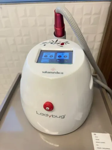 MÁQUINA DE REMOÇÃO A LASER LADYBUG (JOANINHA) 2024 - Tatuagem e micropigmentação