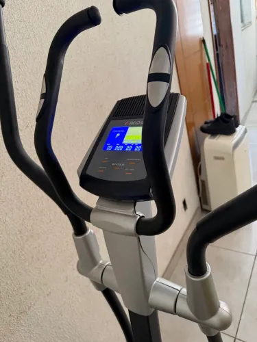 Elíptico KiKos 9200
