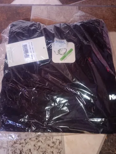 Liquidação de loja 60 camisas masculinas GG pra cima a 20$ cada 