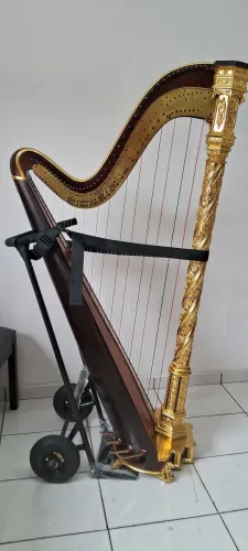 Carrinho para transportar harpa