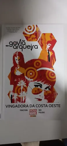 Gavião Arqueira - vingadora da Costa Oeste - CAPA DURA