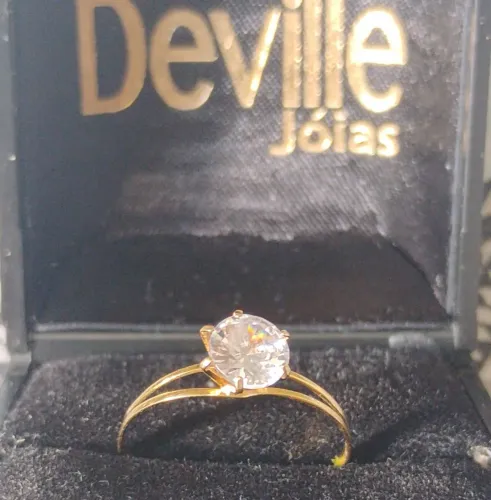 Anel de ouro 18k, aro 16, com pedra de zircônia.