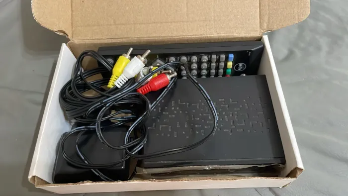 Kit Wi-Fi televisão e computador ( roteador/ amplificador/suporte/base/ aparelho)