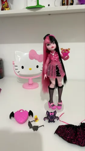Monster High Draculaura básica G3