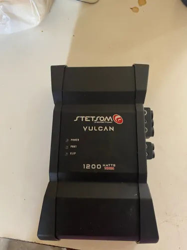 Módulo stetsom vulcan 1200 Rms semi novo 