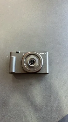 Camera ZV-1F