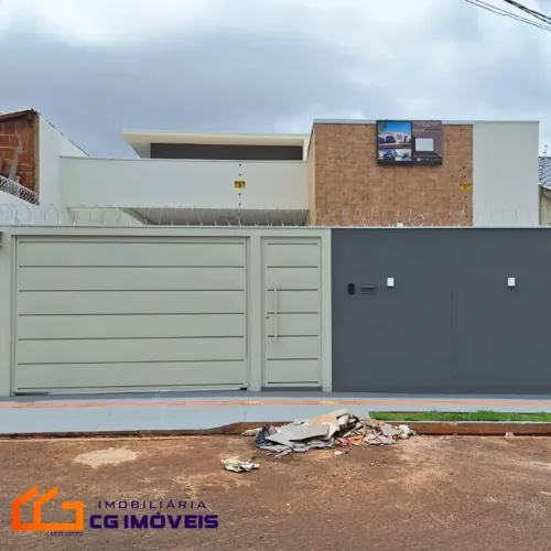 Linda casa com piscina região do coronel antonino