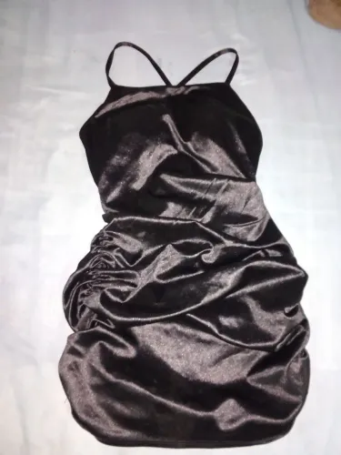 Vendo vestido utilizado apenas uma vez