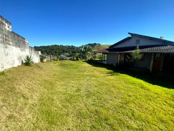 Chácara bairro canta Galo