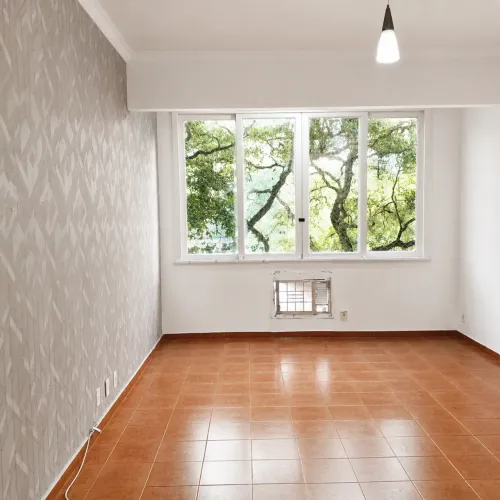Imóvel para aluguel tem 100 metros quadrados com 3 quartos em Leme - Rio de Janeiro - RJ