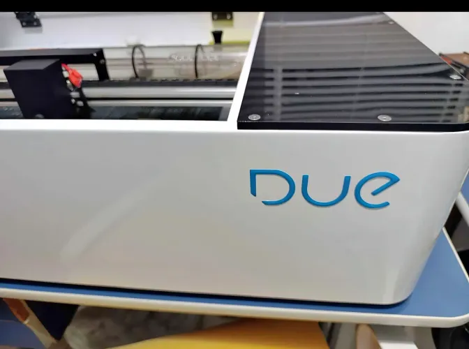 Máquina de Corte e Gravação a Laser CO2 Due Flow 60W