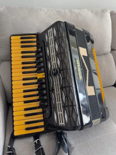 Acordeon 120bx michael acm12007