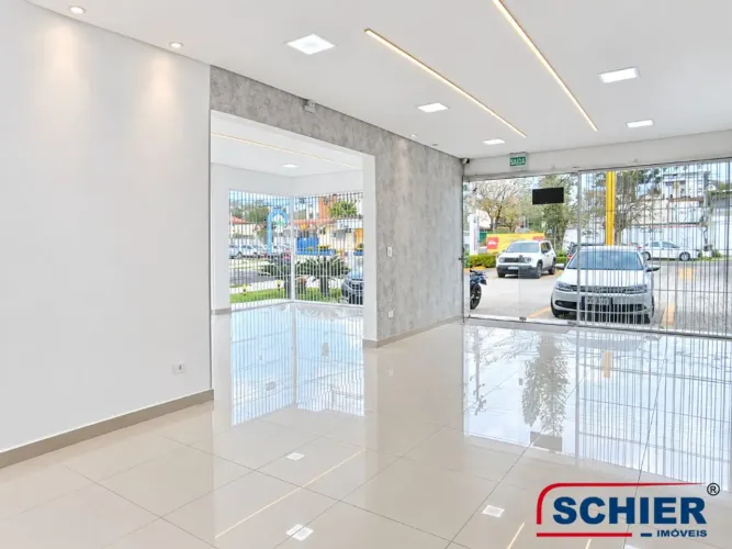 Loja comercial de 174,24 m² em strip mall com estacionamento | Alta visibilidade