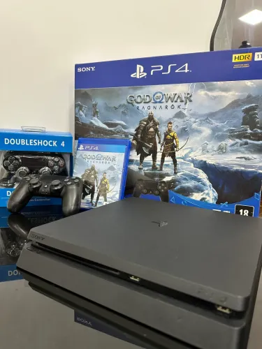 PlayStation 4 slim de 1TB pra vender ligeiro