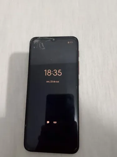 Vendo celular Moto E7.