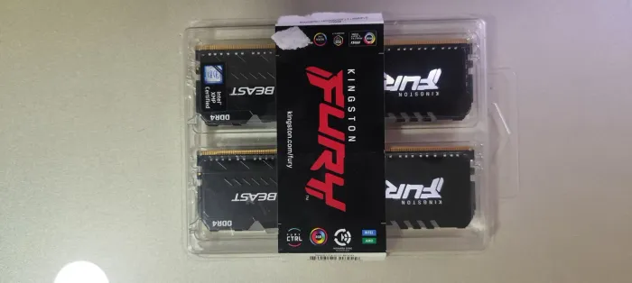 MEMORIA RAN DDR4 HYPER FURY 8GB 3733mhz