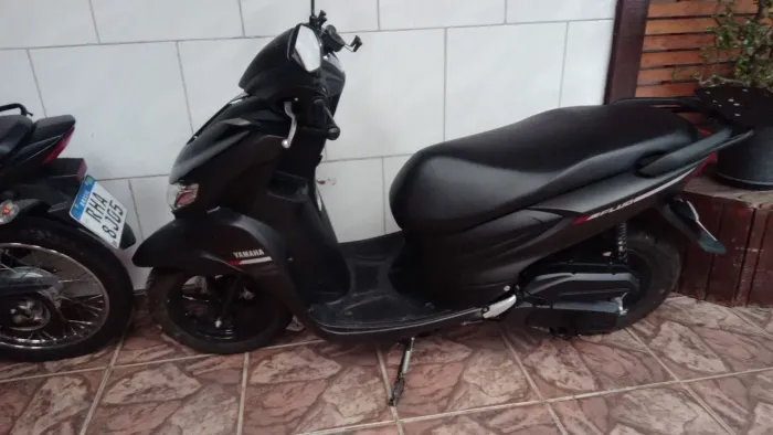 Troco por carro ou vendo