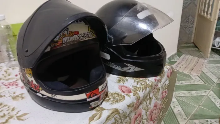 Capacete