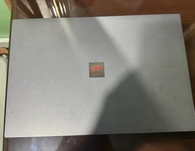 Vende - se notebook 