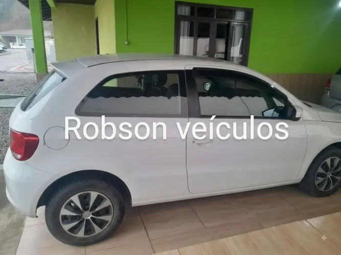 Volkswagen Gol Geração VI City 1.0 8V MI Total Flex 2P 2014