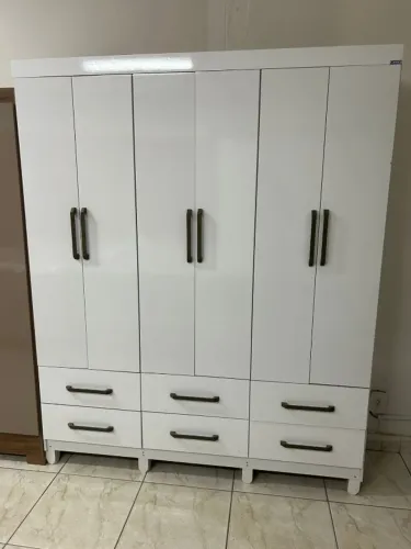 Guarda Roupa solteiro Com 6 gavetas e 6 Portas dalla Novo Direto da Fabrica