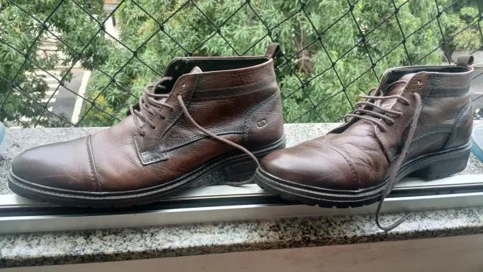 BOTA DEMOCRATA      N 41      DE COURO